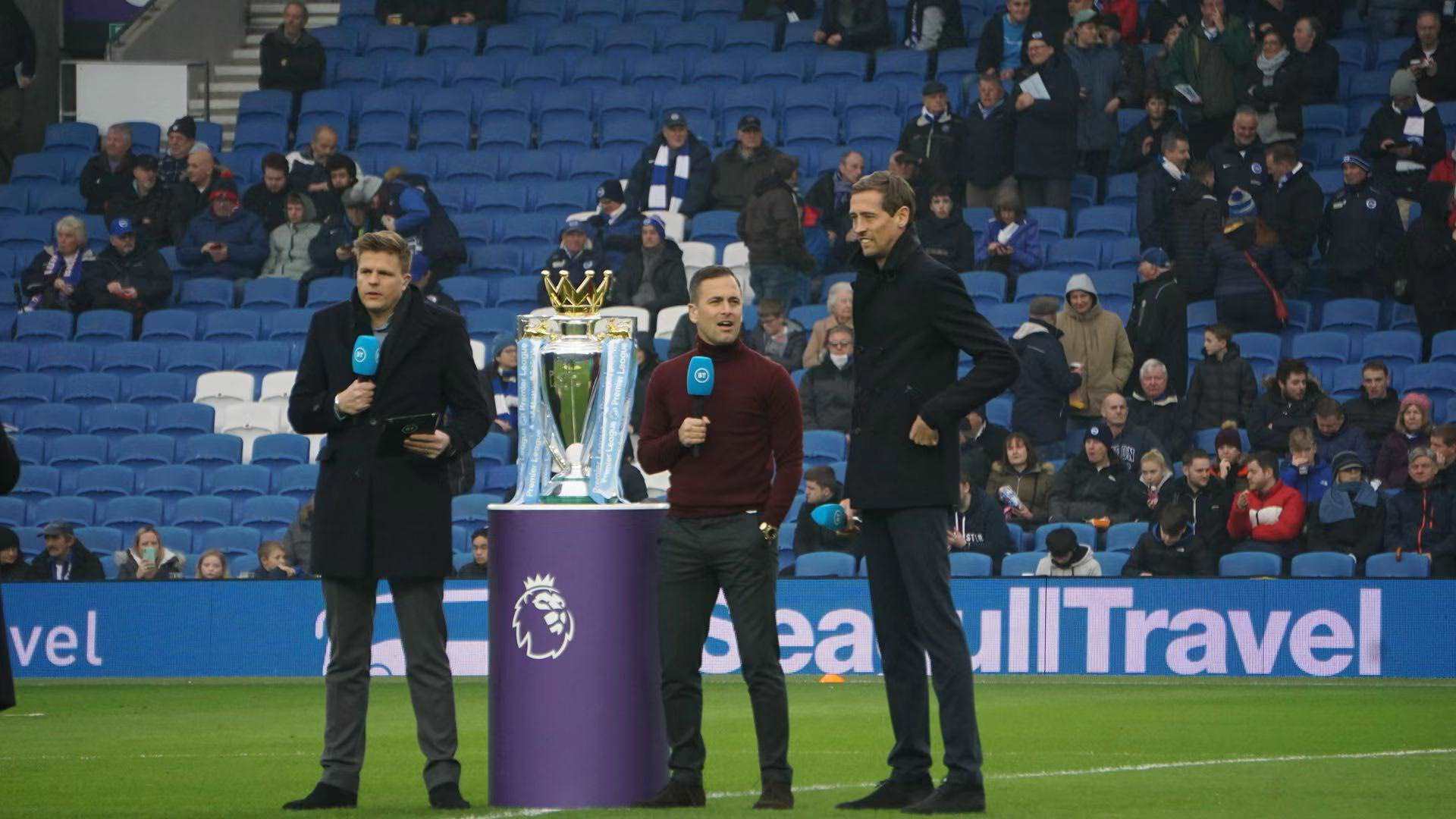 巴萨的球员 巴萨的球员